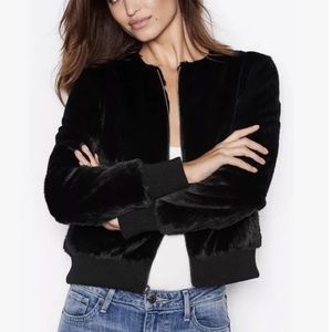 Victoria’s Secret 2018 FASHION SHOW Faux Fur Jacket size XLARGE Black NEW